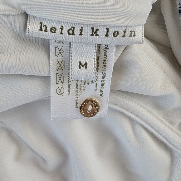 Heidi Klein Kenya Button Scalop Halter Swim Suit sz M (US 6) - Picture 9 of 10